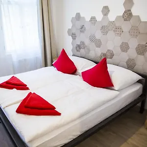 3* Aparthotel Gregory House